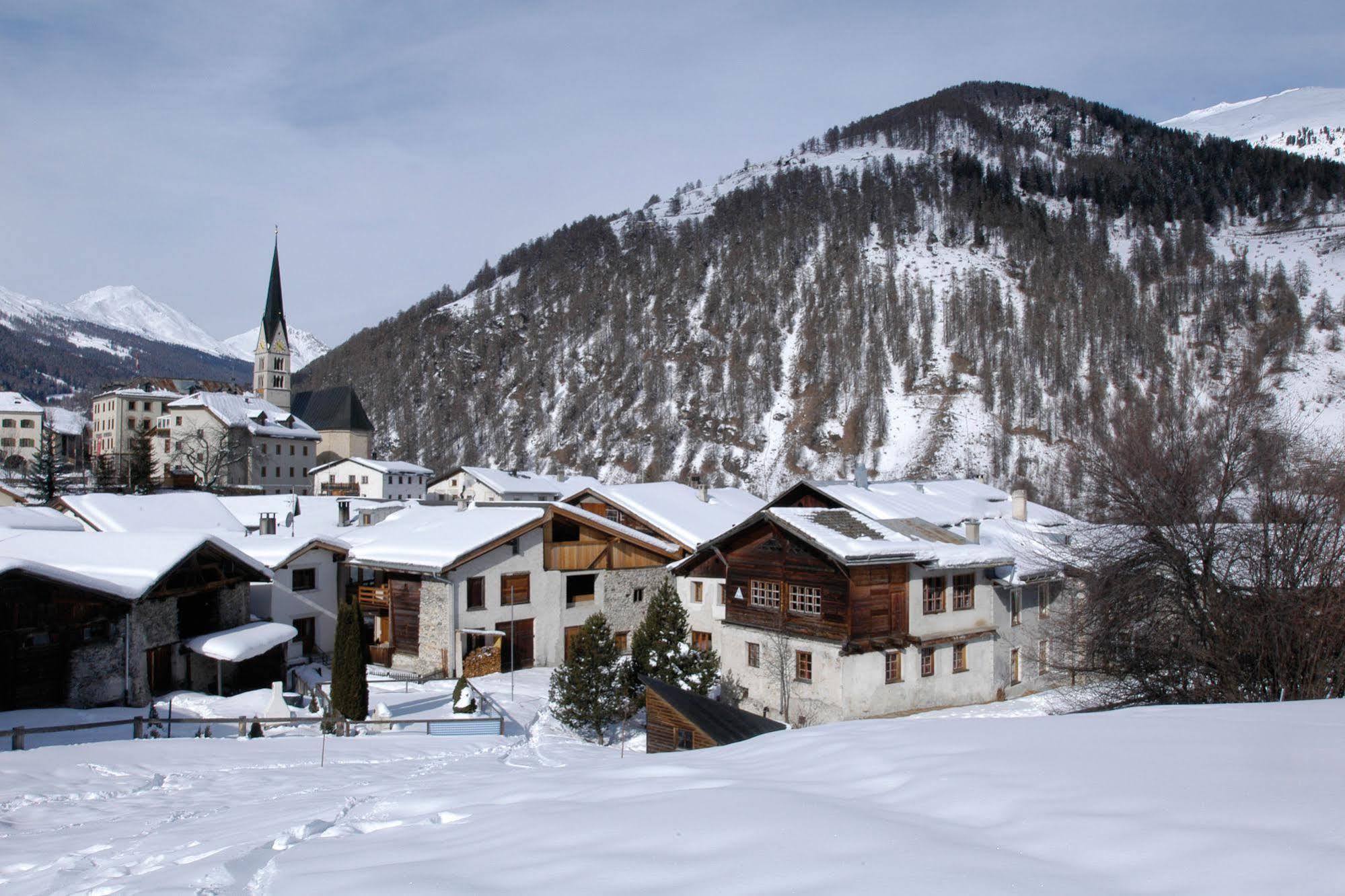 Santa Maria Val Muestair サンタ マリア ユース ホステルホステル エクステリア 写真